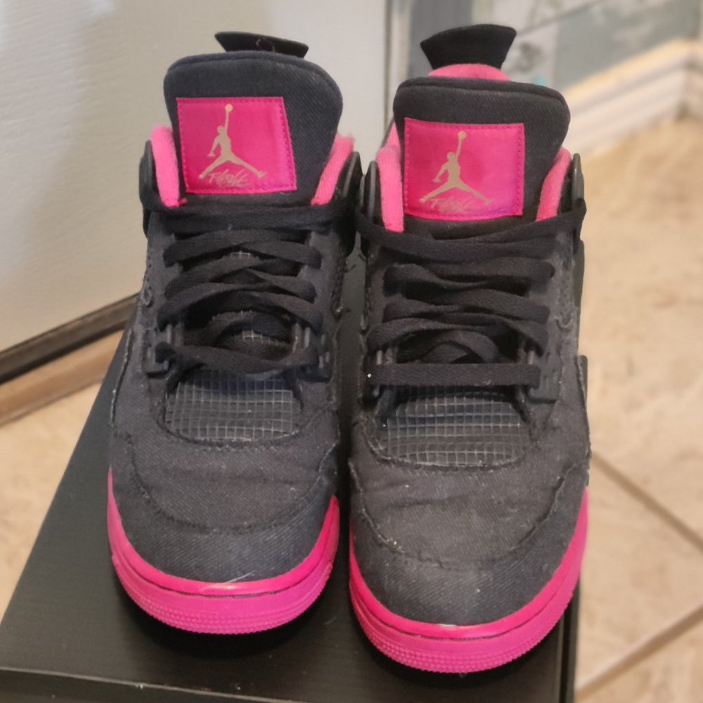Air Jordan 4 Gold and Hot Pink